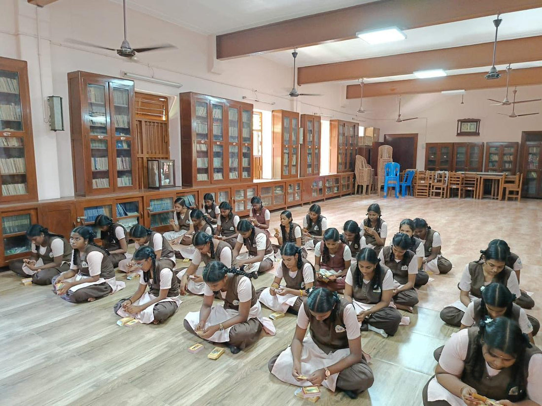 An alumnus paid it forward—Ramayana cards for his school - Itihasapurana